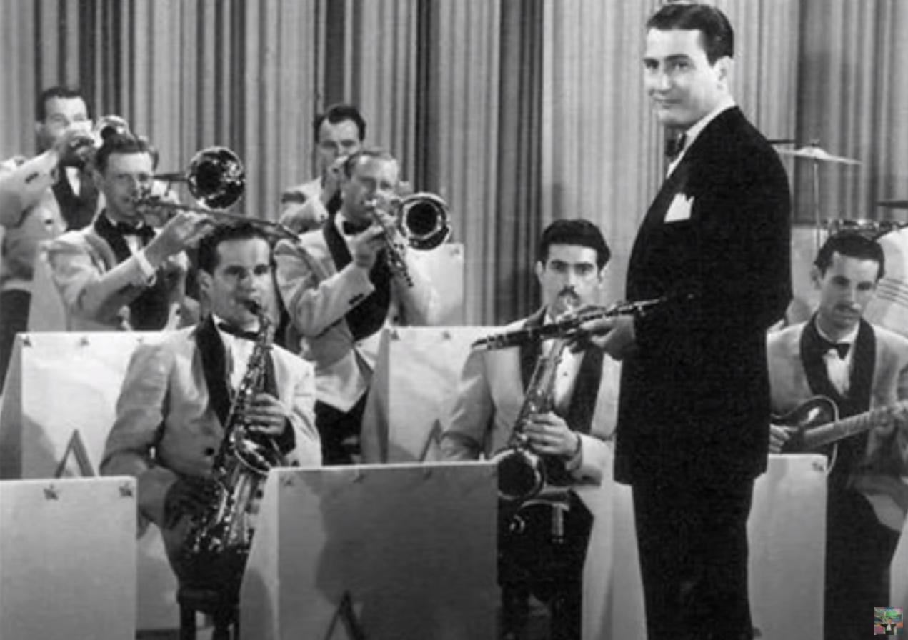Artie Shaw & Helen Forrest - 'Any Old Time'